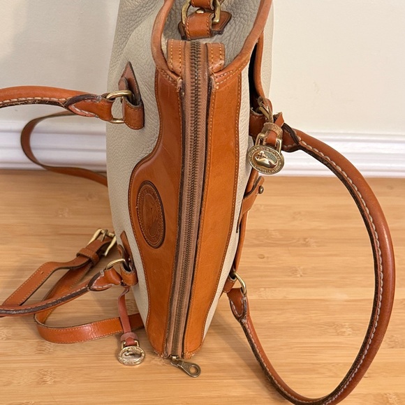 Dooney & Bourke All Weather leather Vintage Satchel Crossbody Handbag - Picture 6 of 16